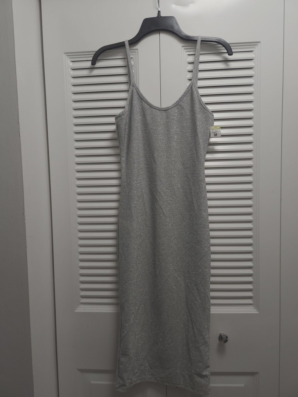 Olive Ole NWT Silver Metallic Shimmer Bodycon Midi Dress | Women's Size Medium